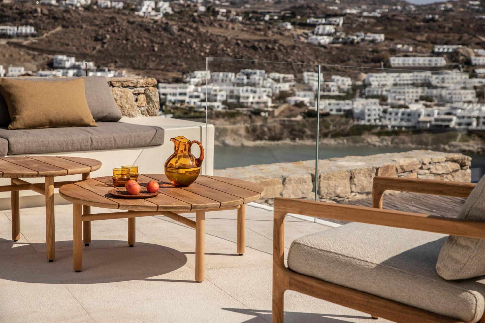 The Skyvilla Mykonos - A Landmark Property With Breathtaking Views Of The Psarou Bay Mykonos Town Exterior photo